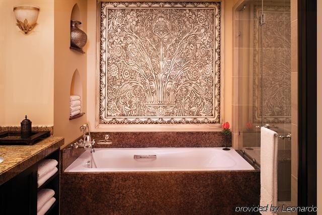 Hotel Arabian Court At One&only Royal Mirage 5*
